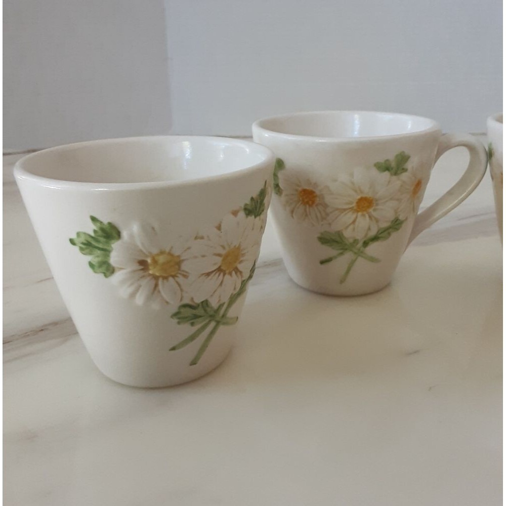 METLOX Pottery PoppyTrail Sculptured Daisy Cups - USA Set Of 4 - Vtg - Picture 3 of 9